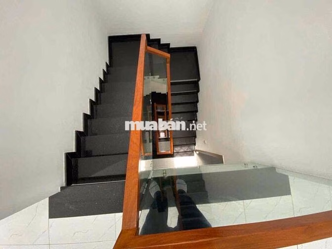 NHà 4PN ĐƯỜNG 12M NGAY CHỢ CẦU ĐỒNG GIÁ 9 TRIỆU