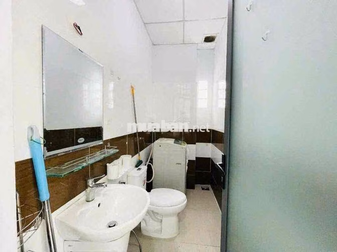 Cho thuê nhà CHDV Bình Thạnh 52p cost 2,4tr