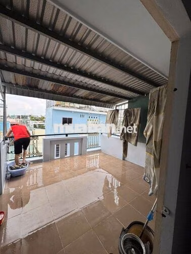 CHO THUÊ NHÀ GIÁ RẺ 4PN 4WC 9TR