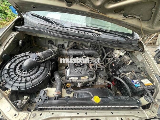 Toyota Innova 2011 Vàng cát Xe gia đình