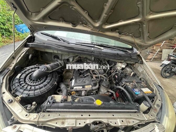 Toyota Innova 2011 Vàng cát Xe gia đình
