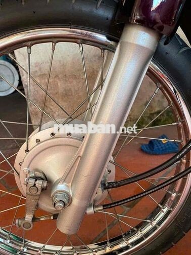 Honda Dream Việt Nam 2012 Đỏ mận