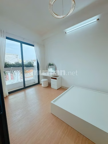 Nhà mới Duy Tân, Phú Nhuận, 28m², 4PN, 120m² sàn, 5,8 tỷ