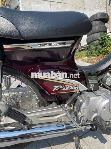 Honda Dream Việt Nam 2012 Đỏ mận