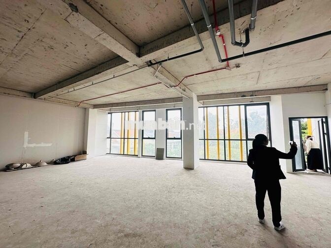CHO THUÊ MẶT BẰNG 150m2 BCONS TOWER IV