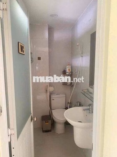 nhà 3 tầng 3pn 3wc gần chợ Phạm Đăng Giảng hẻm 6m thông