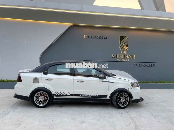 Chevrolet Aveo Trắng 5 chỗ