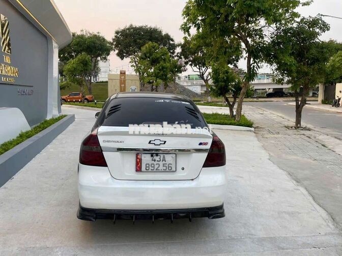 Chevrolet Aveo Trắng 5 chỗ