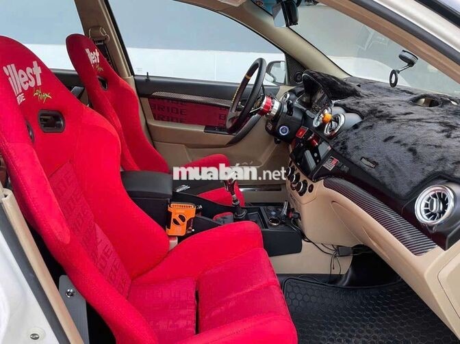 Chevrolet Aveo Trắng 5 chỗ