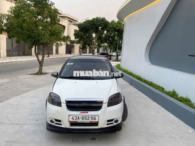 Chevrolet Aveo Trắng 5 chỗ