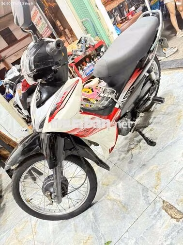Elegant 50cc đời 2017 Đỏ trắng cho học sinh đi học