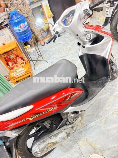 Honda Vision 2012 Đỏ đen bạc biển TP