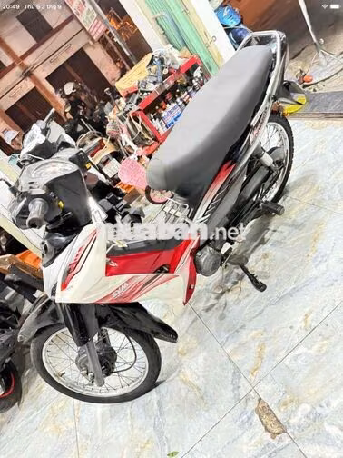 Elegant 50cc đời 2017 Đỏ trắng cho học sinh đi học