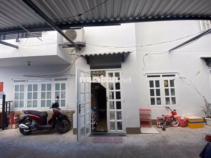 nhà đẹp ngay trung tâm bình Thạnh