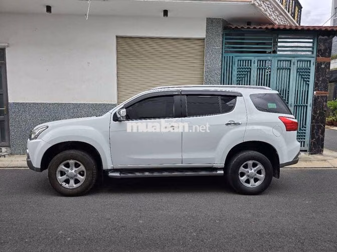 Isuzu Mu-X 2019 chính chủ mua mới
