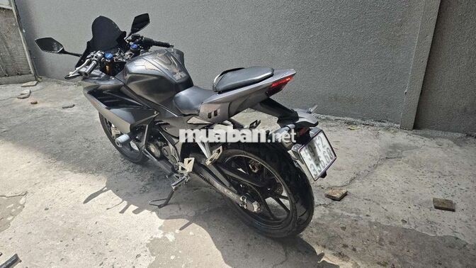 Honda CBR150R Đen Nhập khẩu