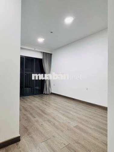 C. Chủ Cho thuê CH Diamond Celadon CiTy 92m 15tr có NT nhận ngay
