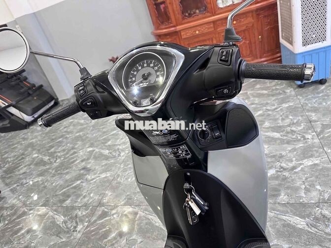 Honda SH Mode 2025 Thể thao Xám 5100 km