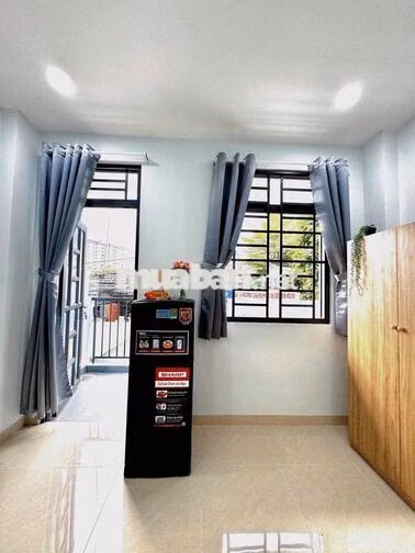 CĂN HỘ BAN CÔNG PHẠM VĂN CHIÊU BẾP NGOÀI FULL NỘI THẤT