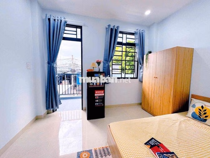 CĂN HỘ BAN CÔNG PHẠM VĂN CHIÊU BẾP NGOÀI FULL NỘI THẤT