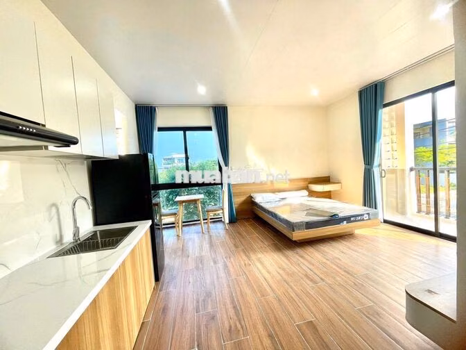 CHO THUÊ CĂN HỘ STUDIO MỚI TINH 2 BAN CÔNG – GẦN CẦU BỜ QUAN