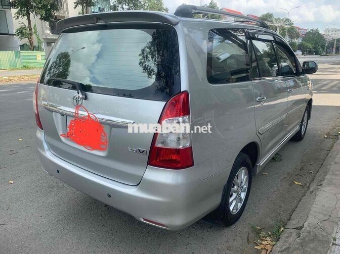 Toyota Innova 2013 Số tự động Bạc