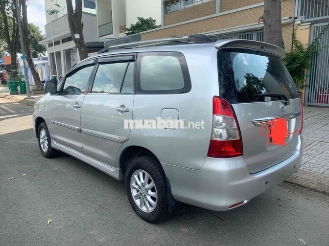 Toyota Innova 2013 Số tự động Bạc