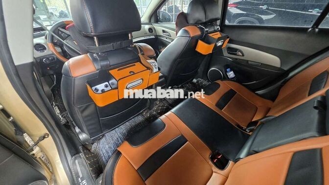 Chevrolet Cruze 2012 Tự động Vàng cát