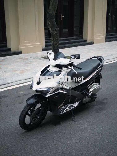 Honda AB 125 2016 Trắng đen