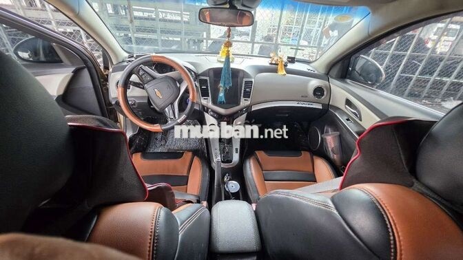 Chevrolet Cruze 2012 Tự động Vàng cát