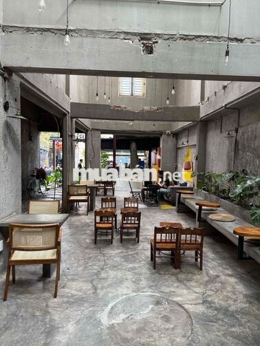 cho share mặt tiền ngang  7m x 25m và 4m x 16m