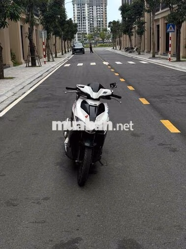 Honda AB 125 2016 Trắng đen