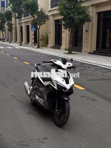 Honda AB 125 2016 Trắng đen