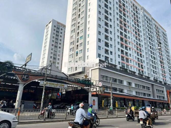 MẶT TIỀN KINH DOANH ĐƯỜNG 20M - NGANG 12M