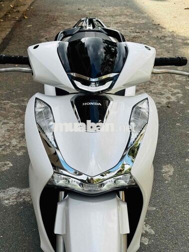 Honda SH 150i cuoi 2022 Trắng đen xe 9 chủ
