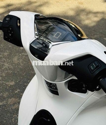 Honda SH 150i cuoi 2022 Trắng đen xe 9 chủ