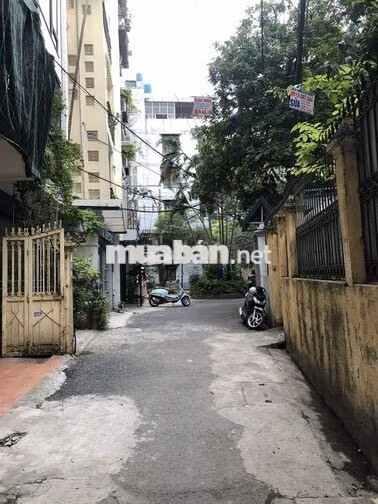CHO THUÊ NHÀ NGUYÊN CĂN NGUYÊN HỒNG 40M2- 2PN2WC  SÂN RỘNG, Ô TÔ ĐỖ