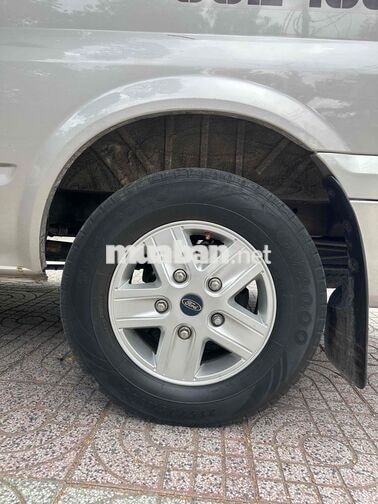 Ford Transit 2014 16 chỗ Ghi vàng