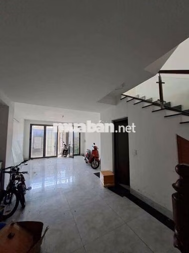 Nhà 3 tầng,4pn,5wc, hẻm xe hơi, TÂN THỚI NHẤT 1