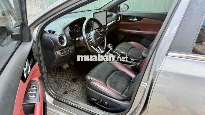 Kia K3 2.0 Premium 2022 Xám 48997 km