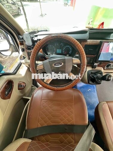 Ford Transit 2014 16 chỗ Ghi vàng