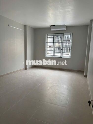 CHO THUÊ NHÀ 48 C12 CỘNG HÒA, TÂN BÌNH – DTSD 324M², CÓ THANG MÁY