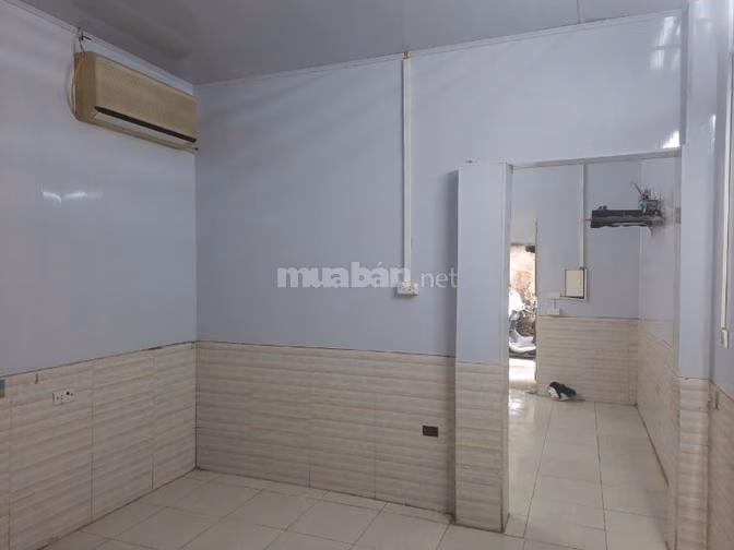 CHÍNH CHỦ CHO SINH VIÊN HOẶC HỘ GĐ THUÊ CẢ NHÀ