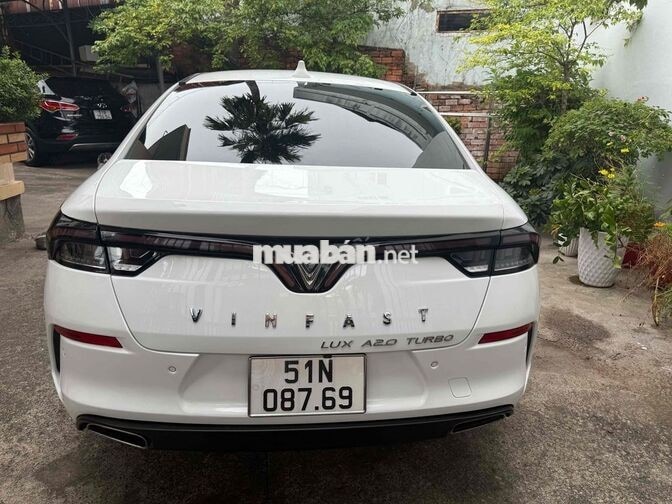 VinFast Lux A Plus 2020 Trắng Tự động 163.000 km