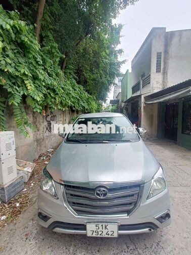 Toyota Innova 2016 Bạc