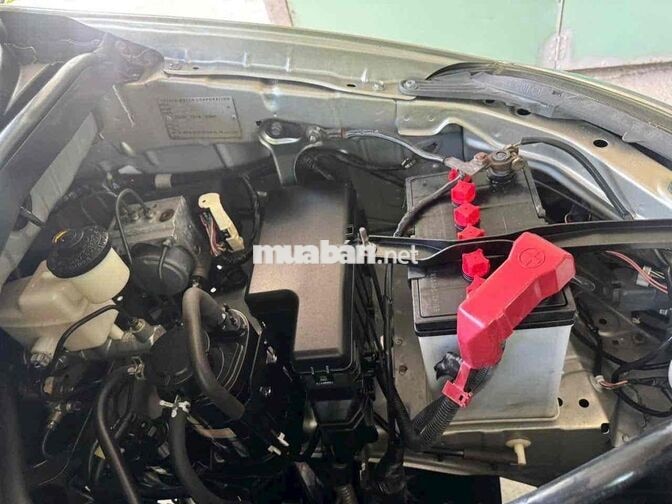 Toyota Innova 2008 Tự động 81000 km Vàng cát