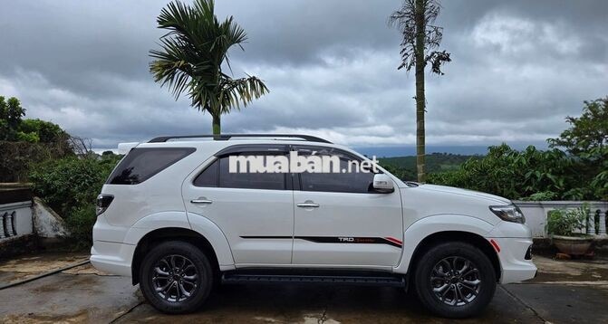 Toyota Fortuner TRD Sportivo 2016 Tự động Trắng