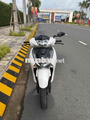 Honda SH 150i 2017 ABS Smartkey Trắng đen nhám