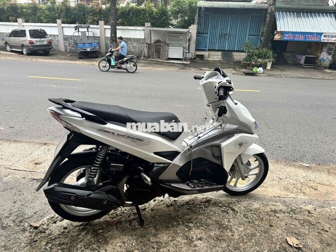 Honda Air Blade 2023 Trắng 24580 km