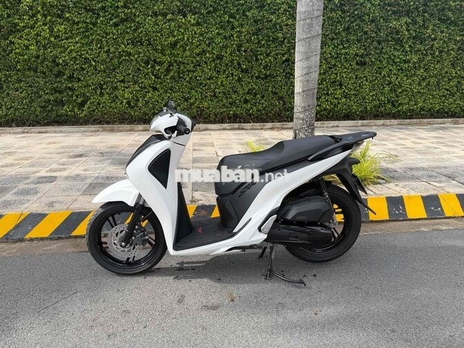 Honda SH 150i 2017 ABS Smartkey Trắng đen nhám